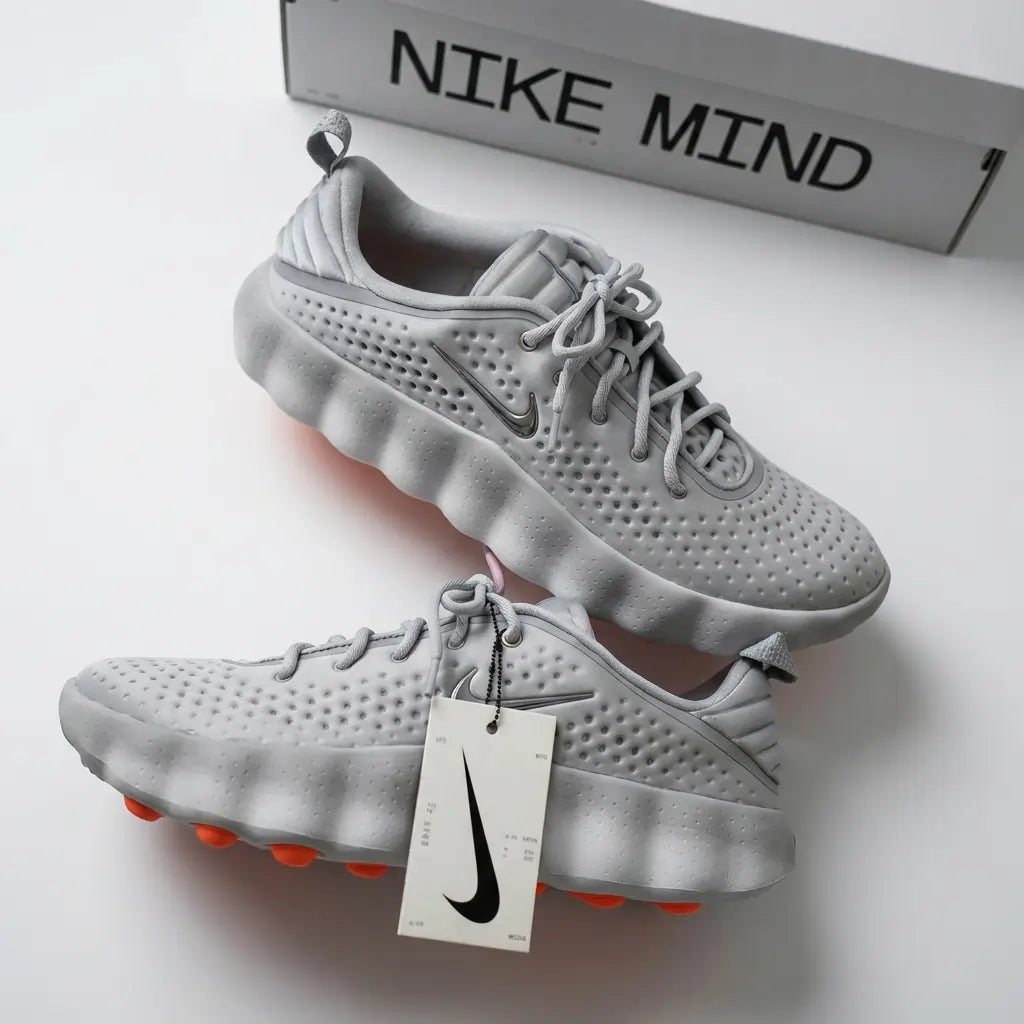 Nike MIND 002