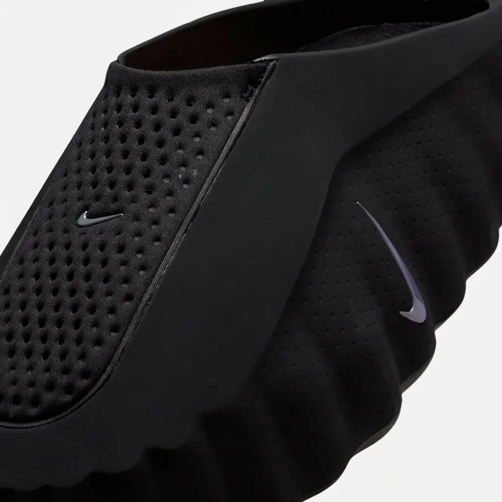 NIKE Mind 001